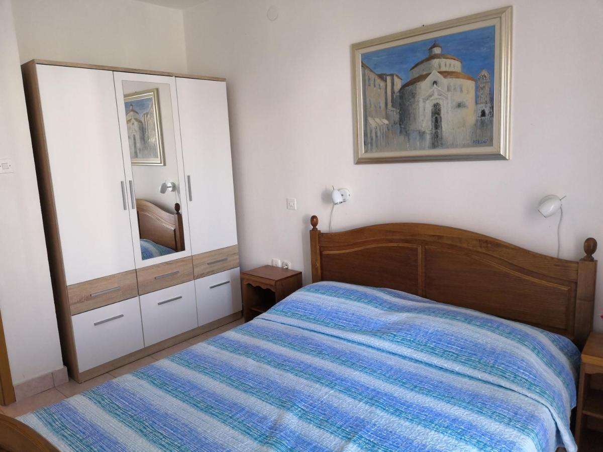 Laura And Nevio Apartments And Rooms Црес Экстерьер фото