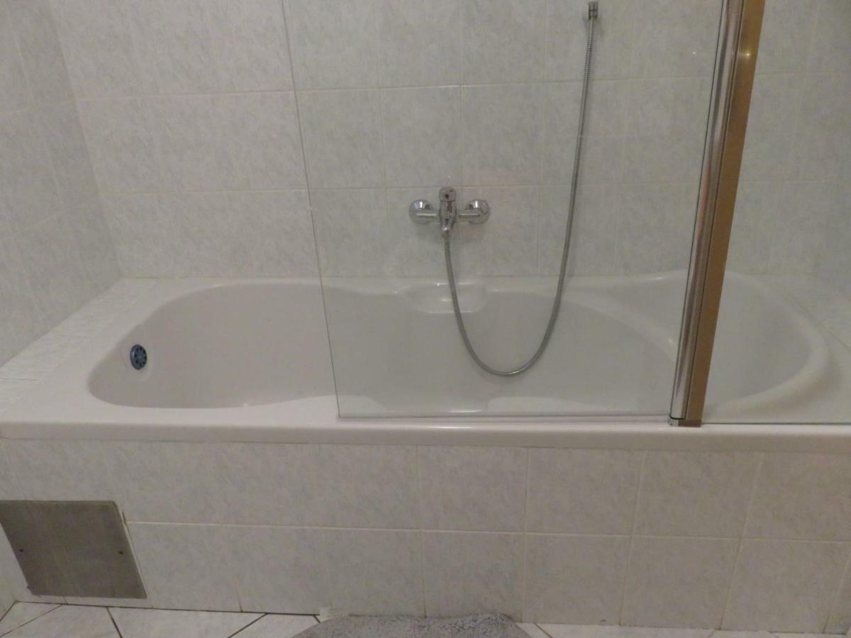 Laura And Nevio Apartments And Rooms Црес Экстерьер фото